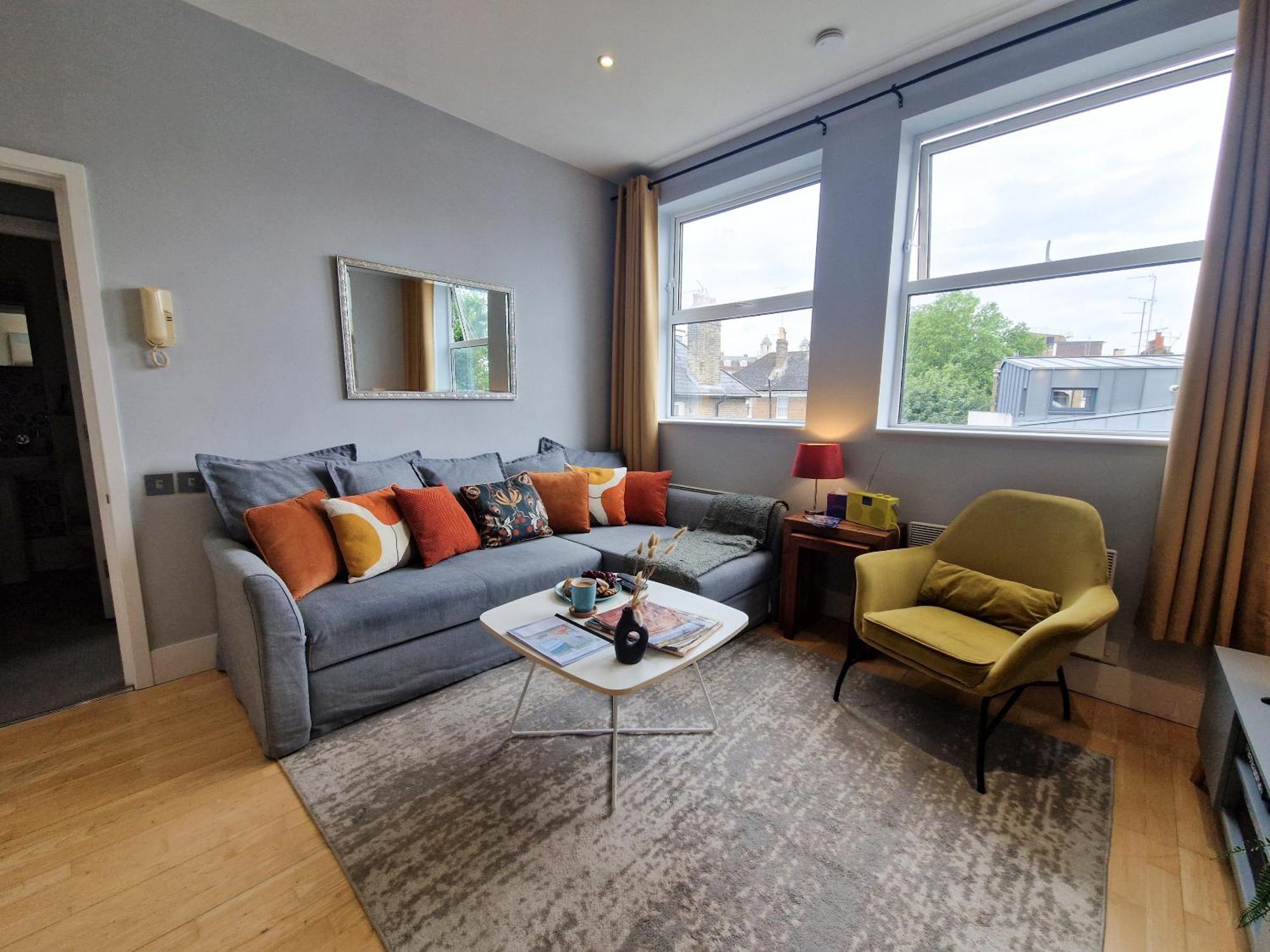 1-Bed Apartment, Close To Kensington Olympia With Free Wi-Fi & Netflix لندن الغرفة الصورة
